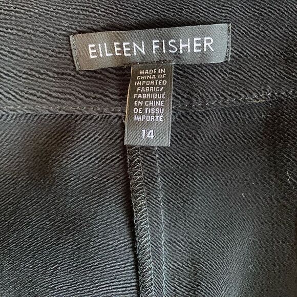 Eileen Fisher Black Pleated front trousers, size 14 - Picture 3 of 4